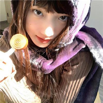 双眼凝视